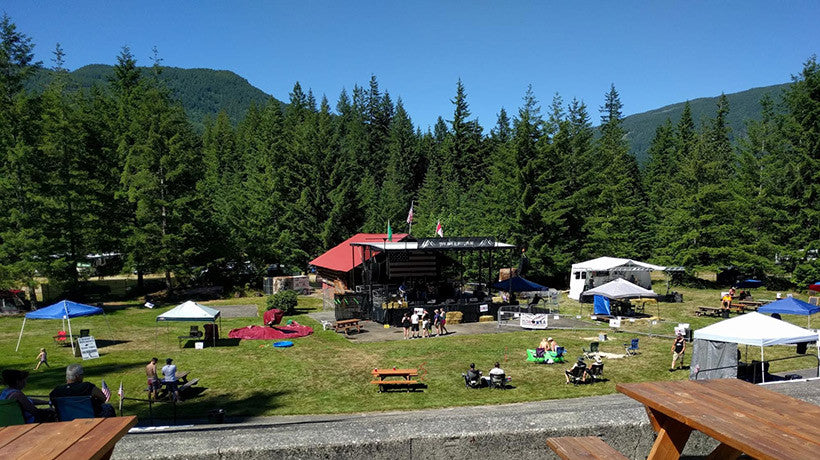 Trayvax Kicks Back to Bluegrass at the 2017 Spur Festival