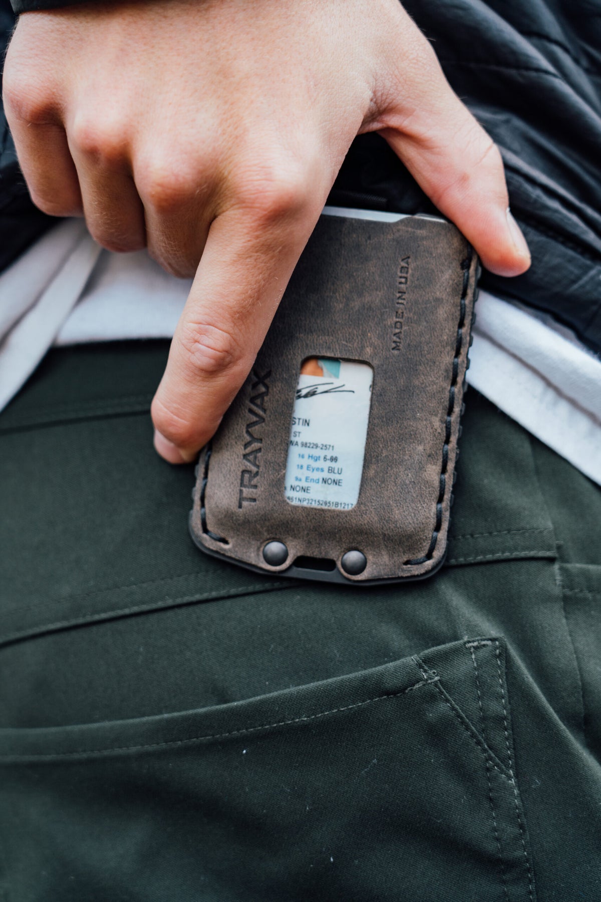 How Do You Secure Your Wallet As You Ride a Bike? - A Trayvax Article