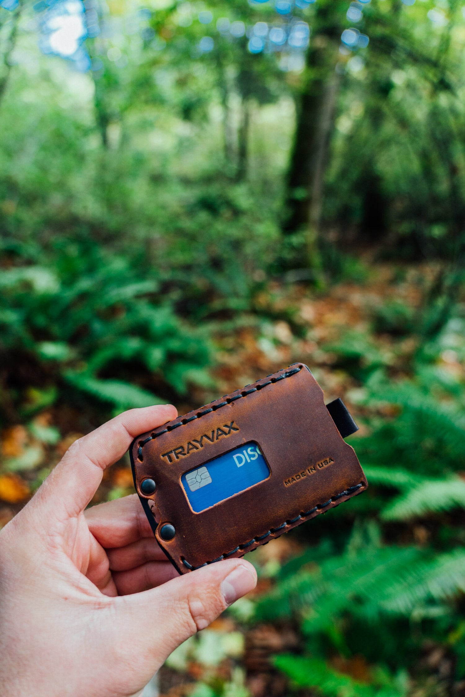 What are the uses of slim leather wallets?