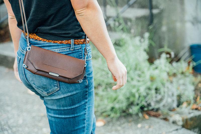 Why are Women’s Wallets so Big?