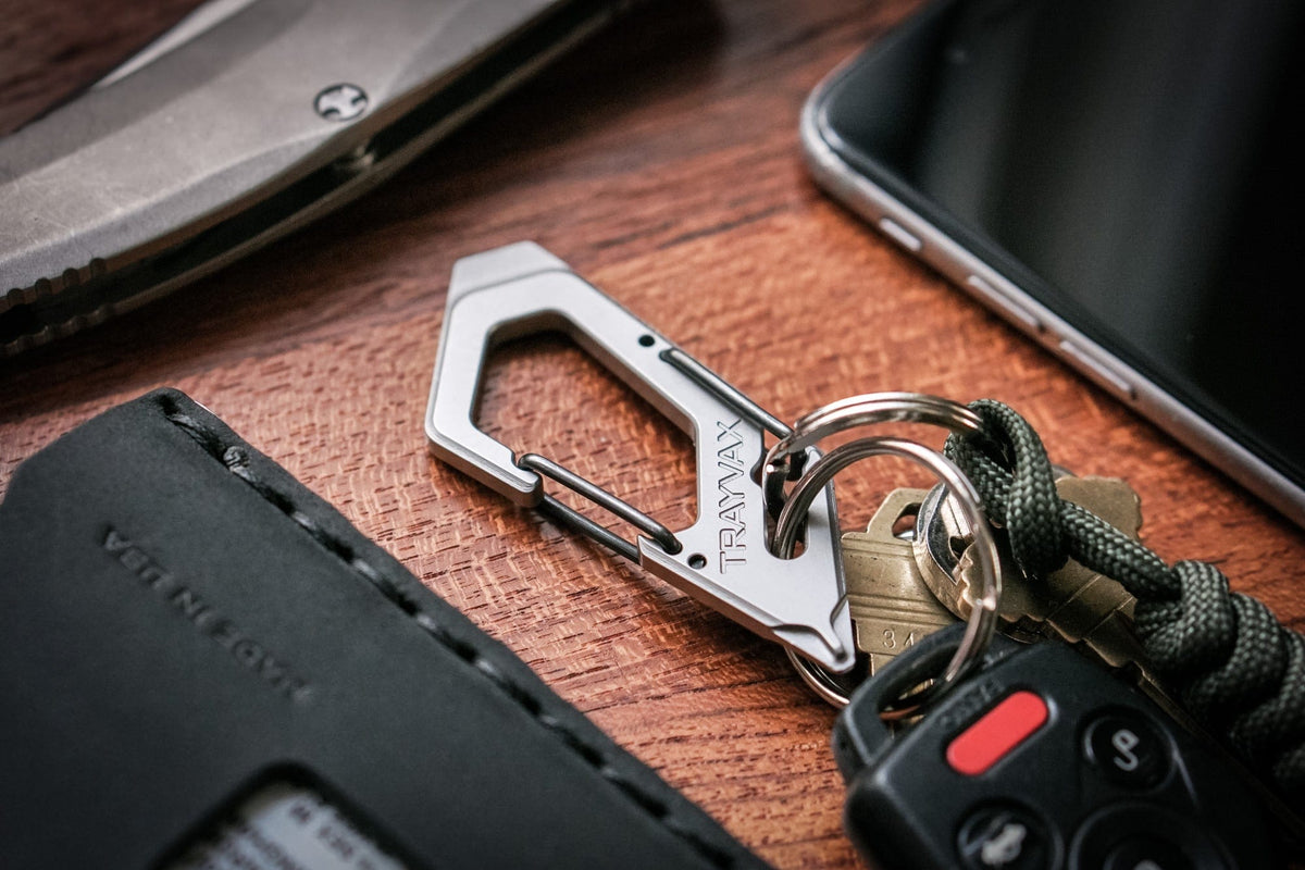Talon Carabiner MultiTool Trayvax